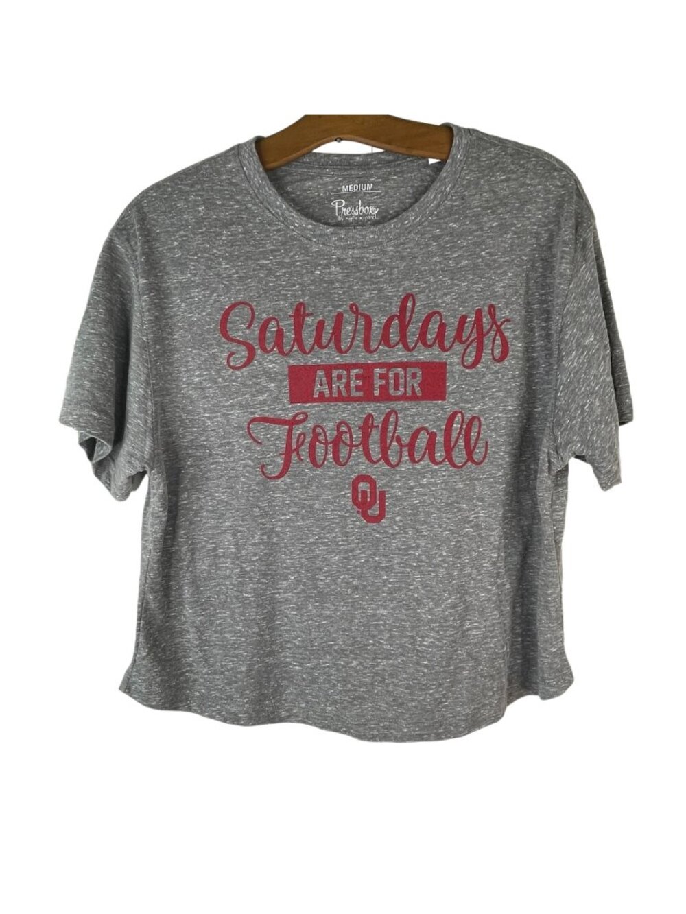 OU Oklahoma Tshirt Medium Saturdays Are For Football Crop Top Gray Short NEW